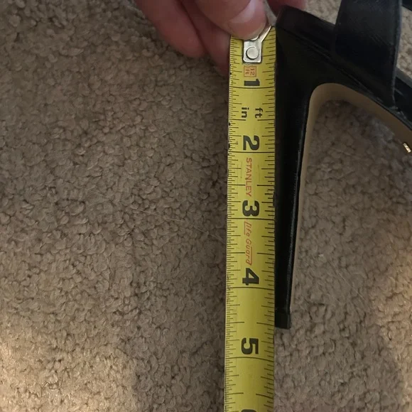 Elegant Black Strappy Heels - Picture 6 of 6